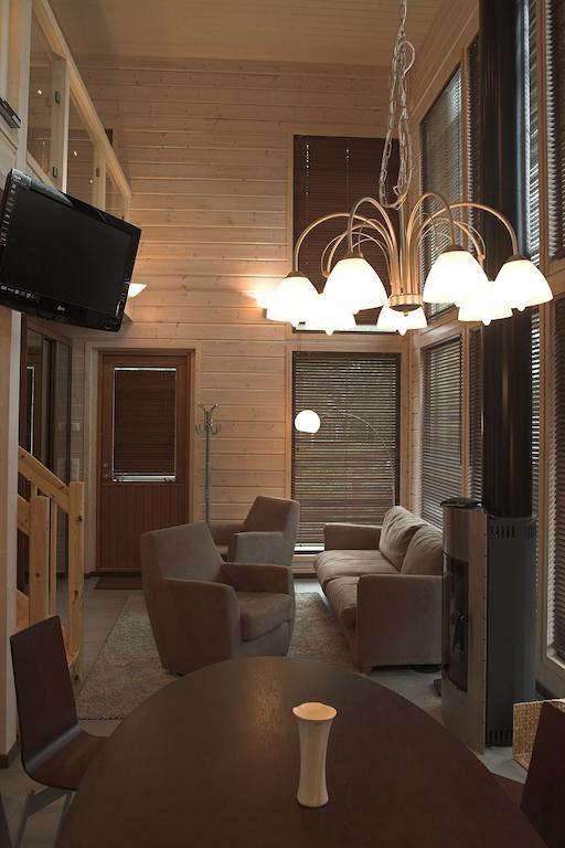 Kiurunrinne Villas إيماترا الغرفة الصورة